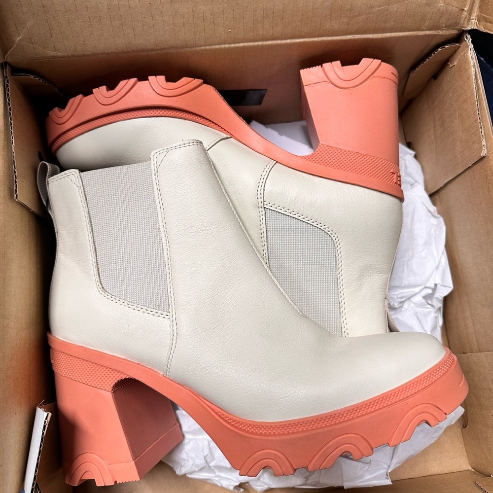 Sorel Women's Brex Heel Chelsea - Picture 2 of 5